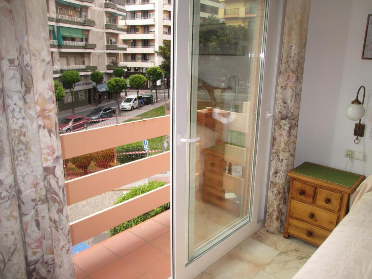 "El Balcon De Huelva" Lujo En Pleno Centro Apartment Exterior photo